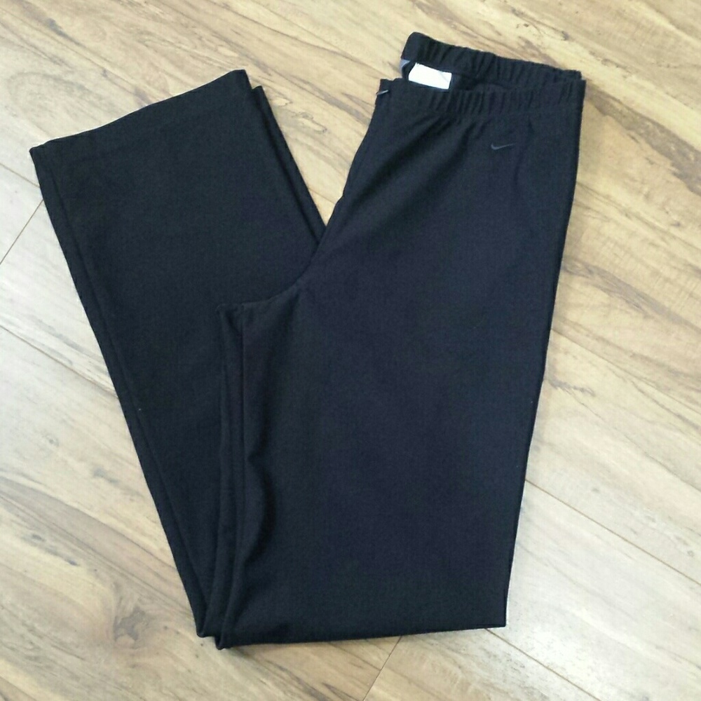 Nike Dri-FIT zipper front Yoga Pants size med